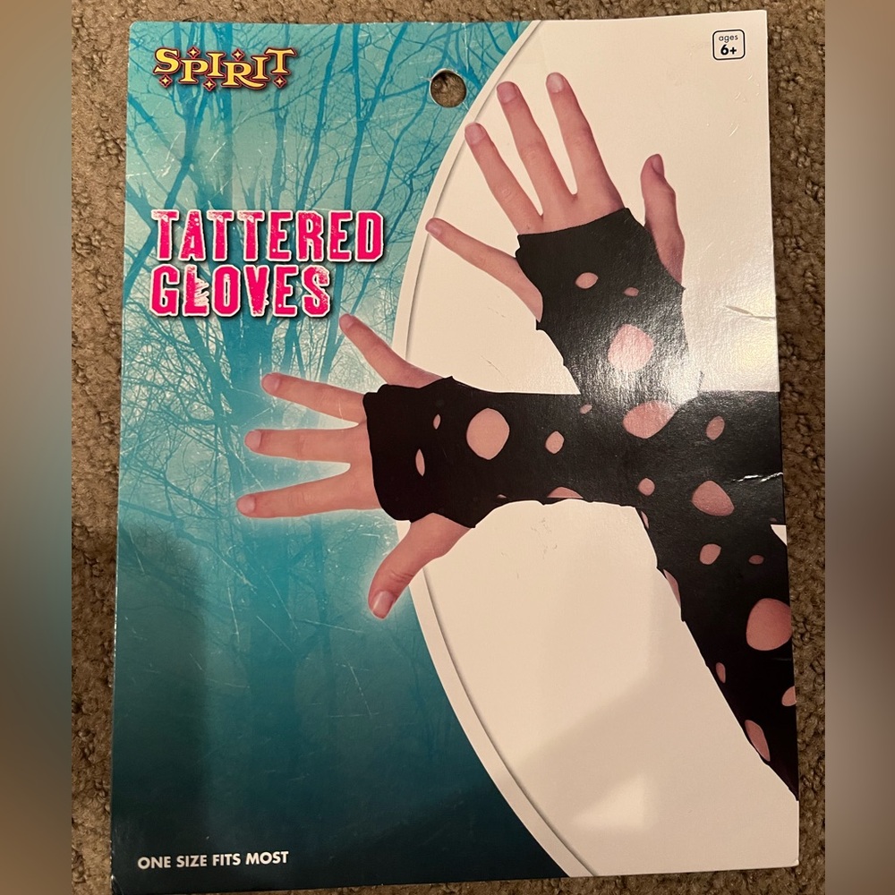 Spirit - Tattered Gloves - Ages 6+